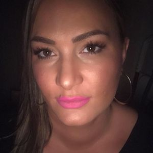 Meet your Posher, Valerie